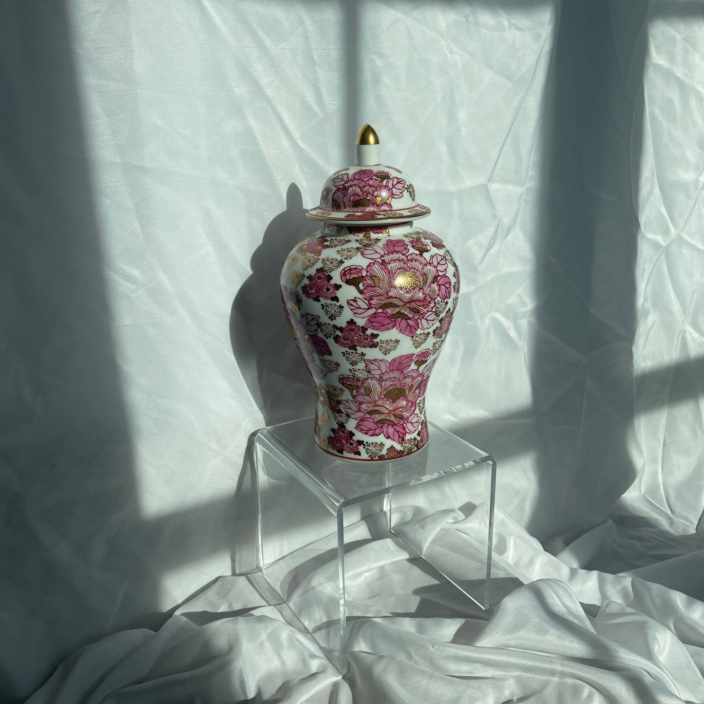 Pink & Gold Imari Ginger Jar